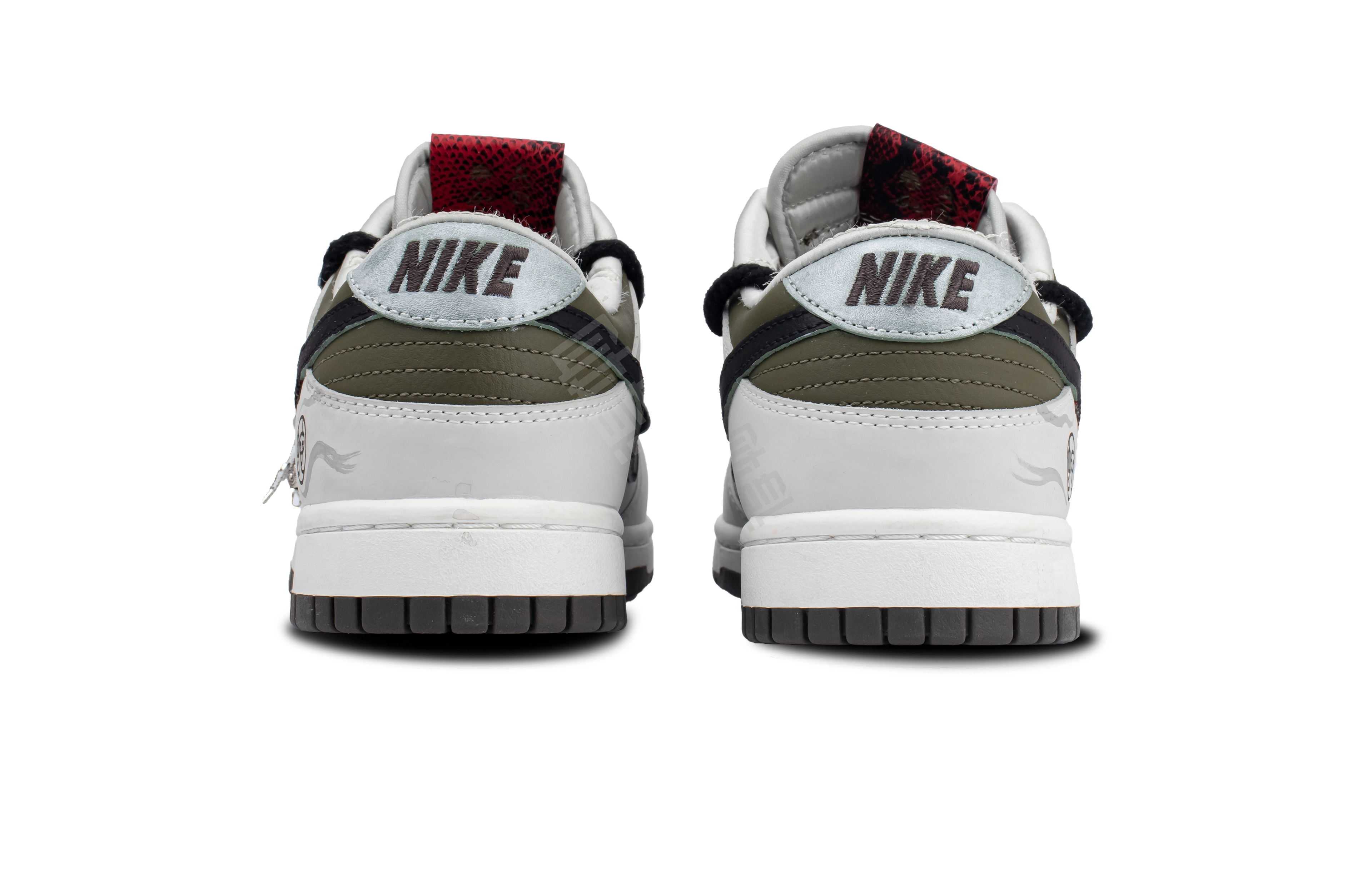 Nike Dunk Low CNYYear Of The Snake