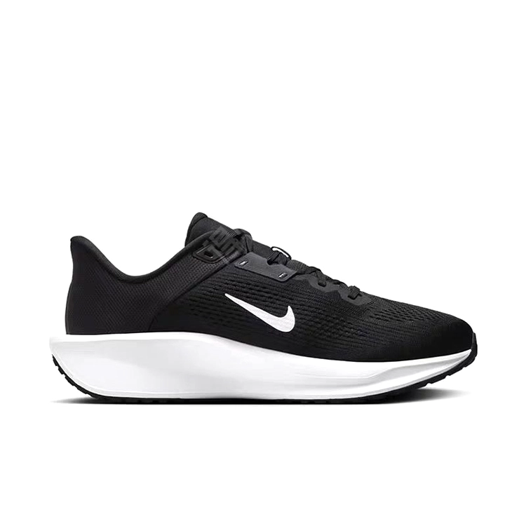 Nike Quest 6