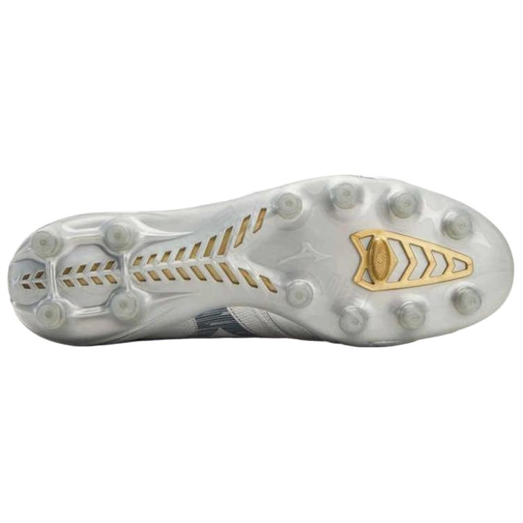 Mizuno Morelia Neo 4
