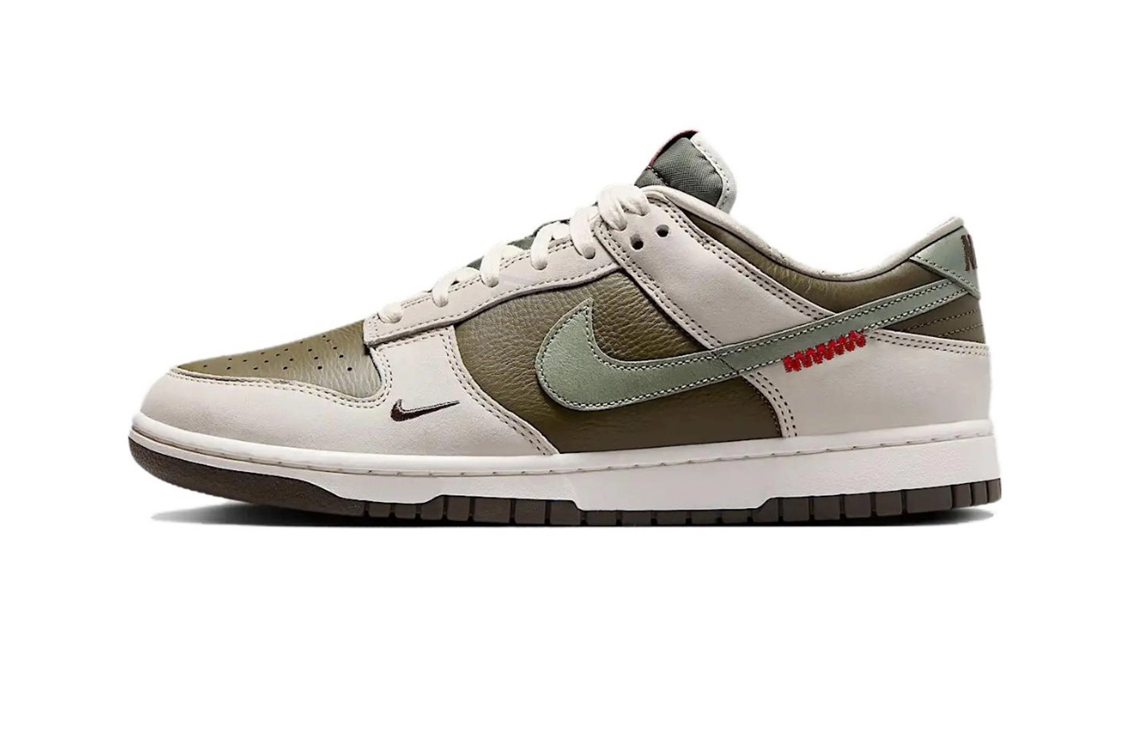 Nike Dunk Low CNYYear Of The Snake
