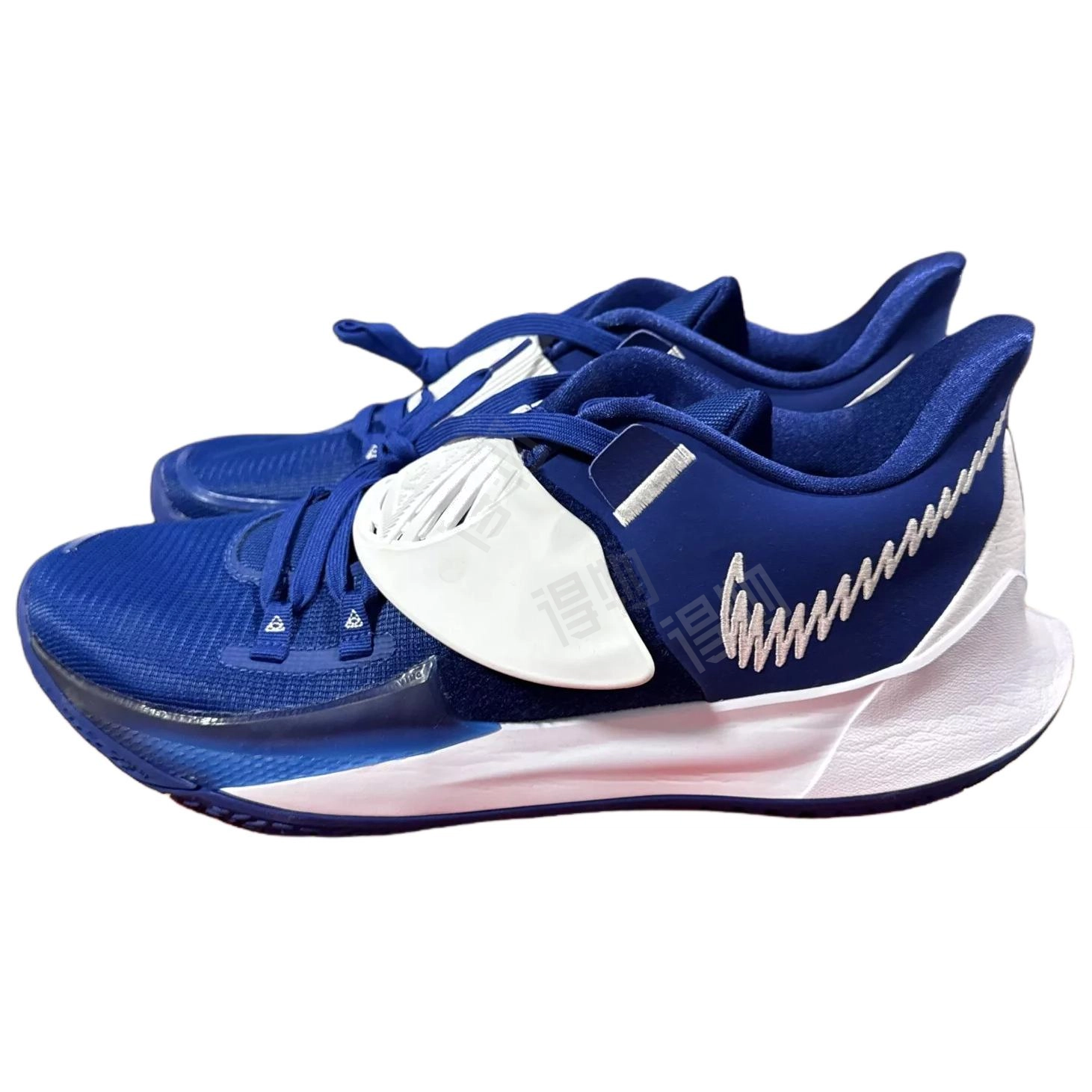 Nike Kyrie Low 3 TB Promo Rush