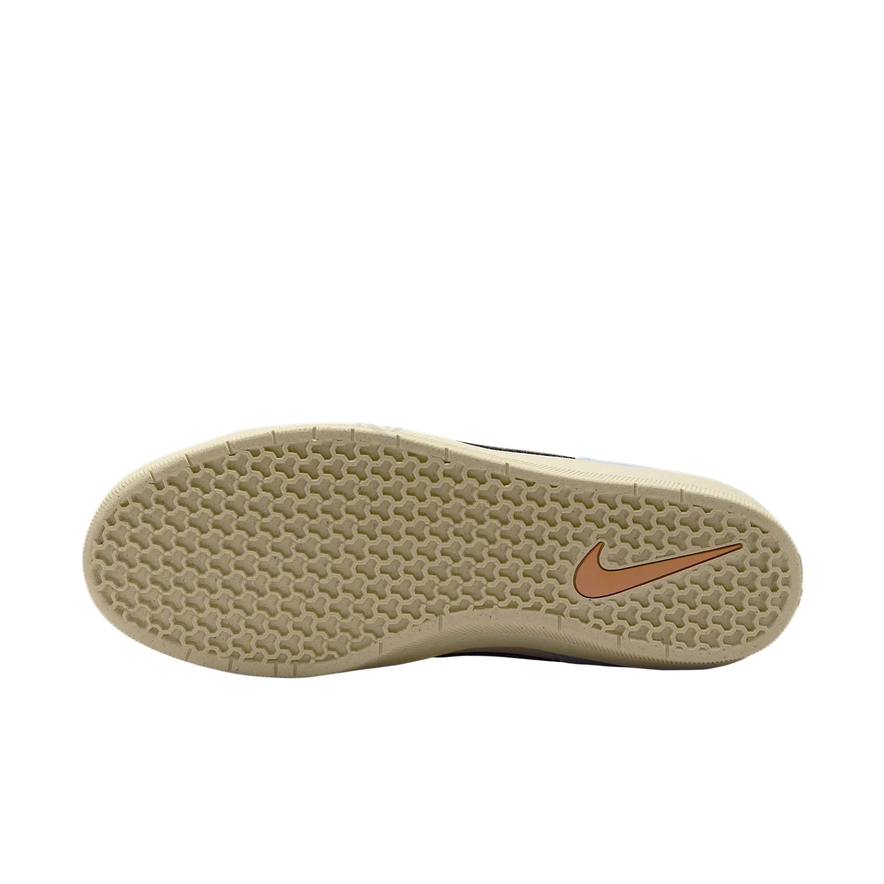 Nike SB Force 58