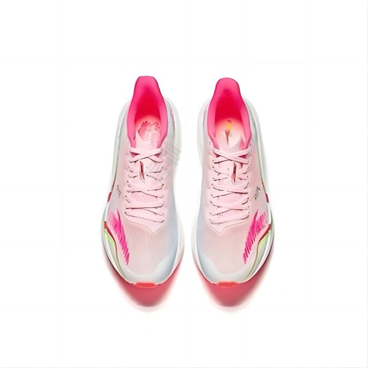 Anta MACH 5.0