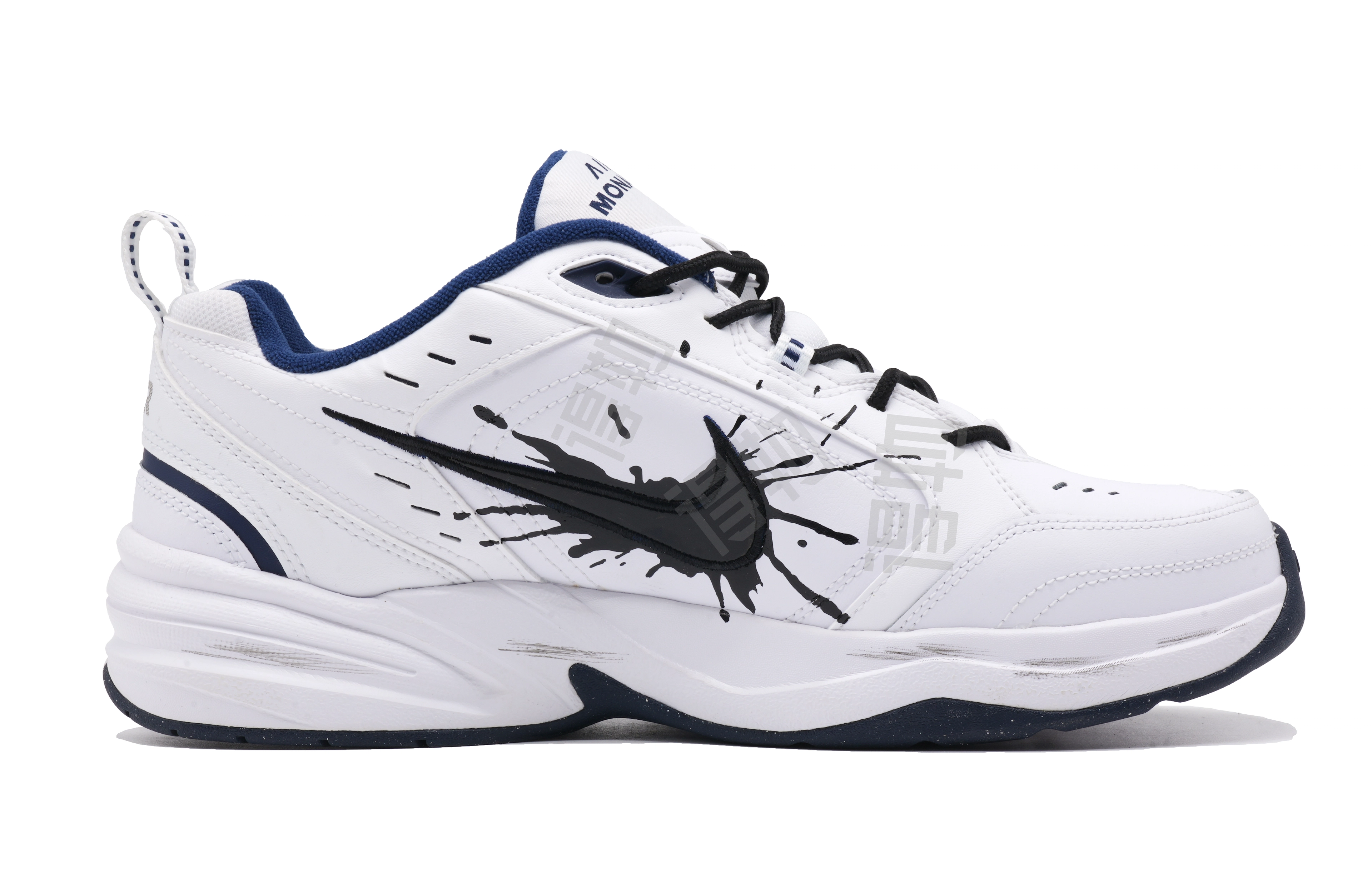Nike Air Monarch 4