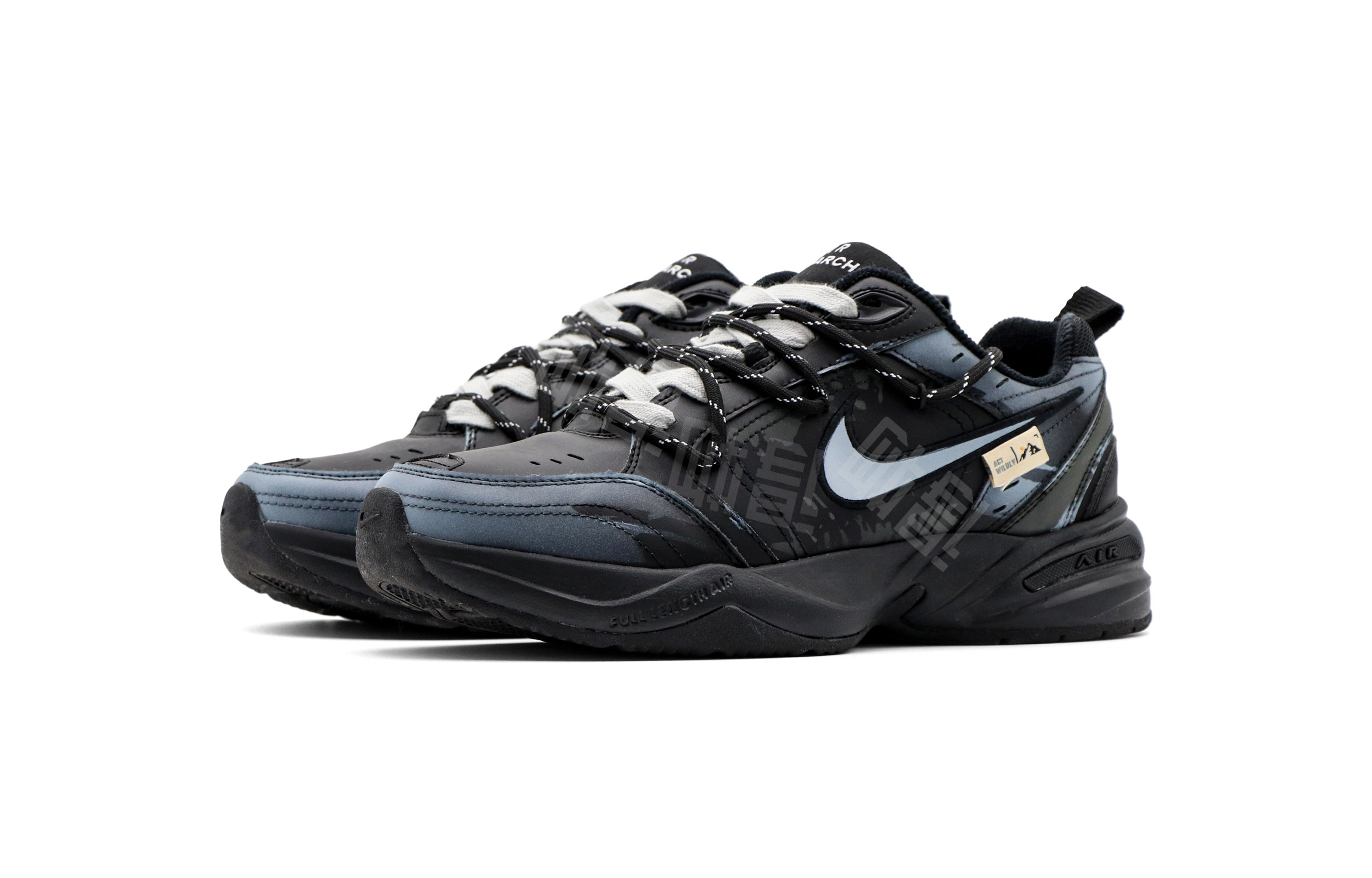 Nike Air Monarch 4