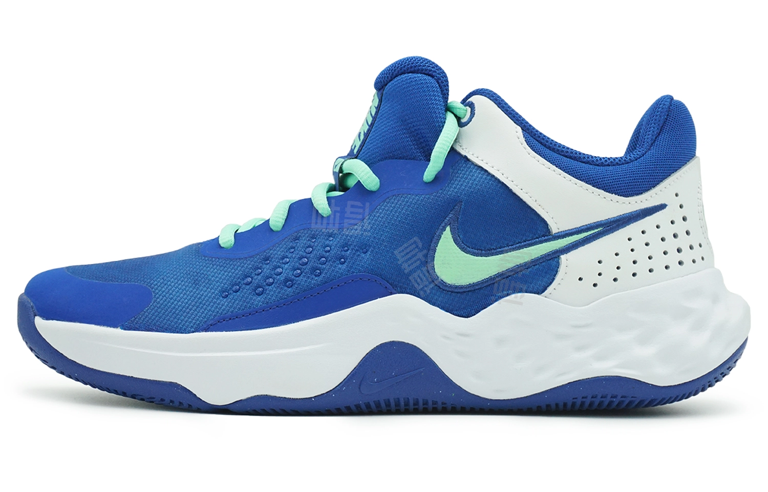 Nike Fly By Mid 3 vibe