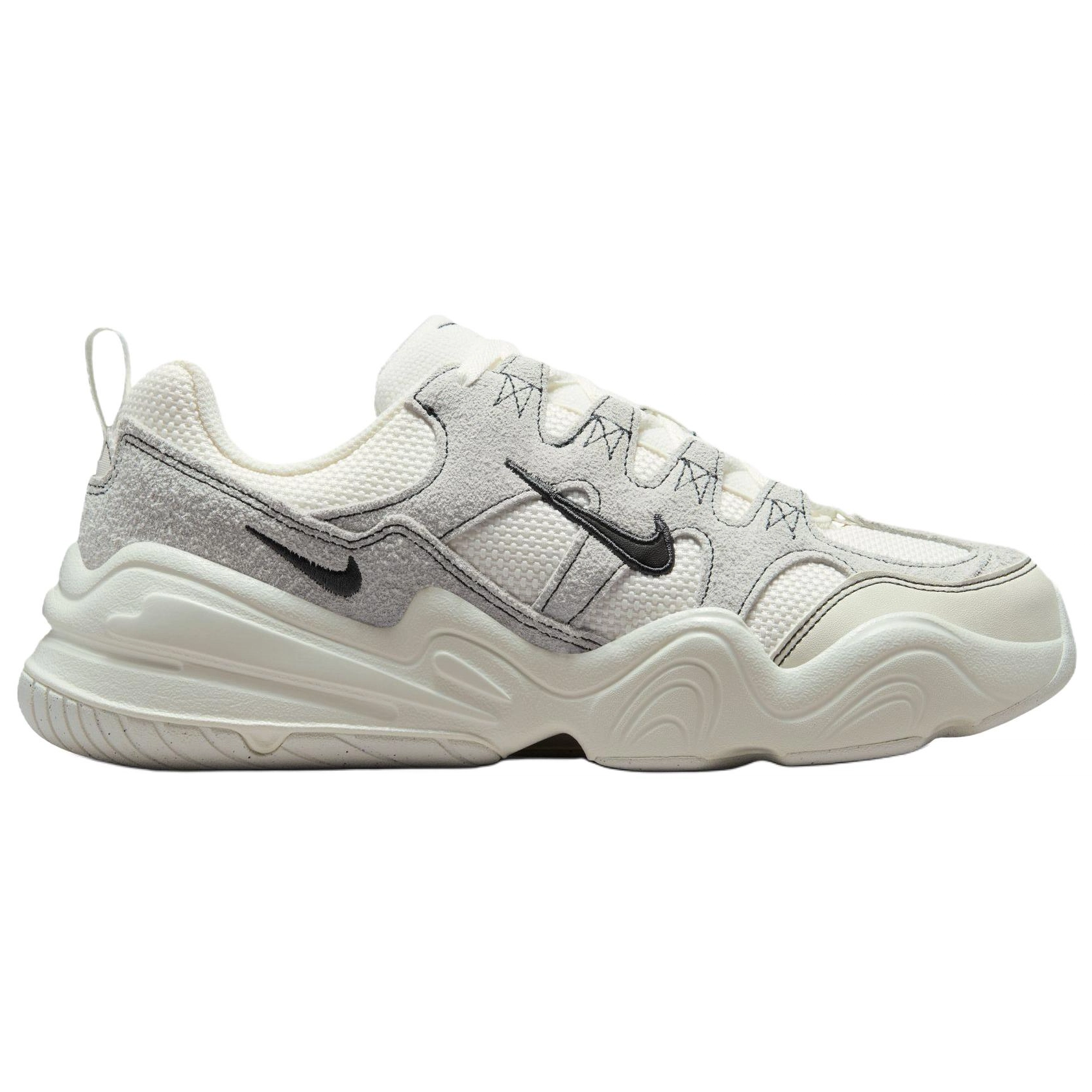 Nike Tech Hera