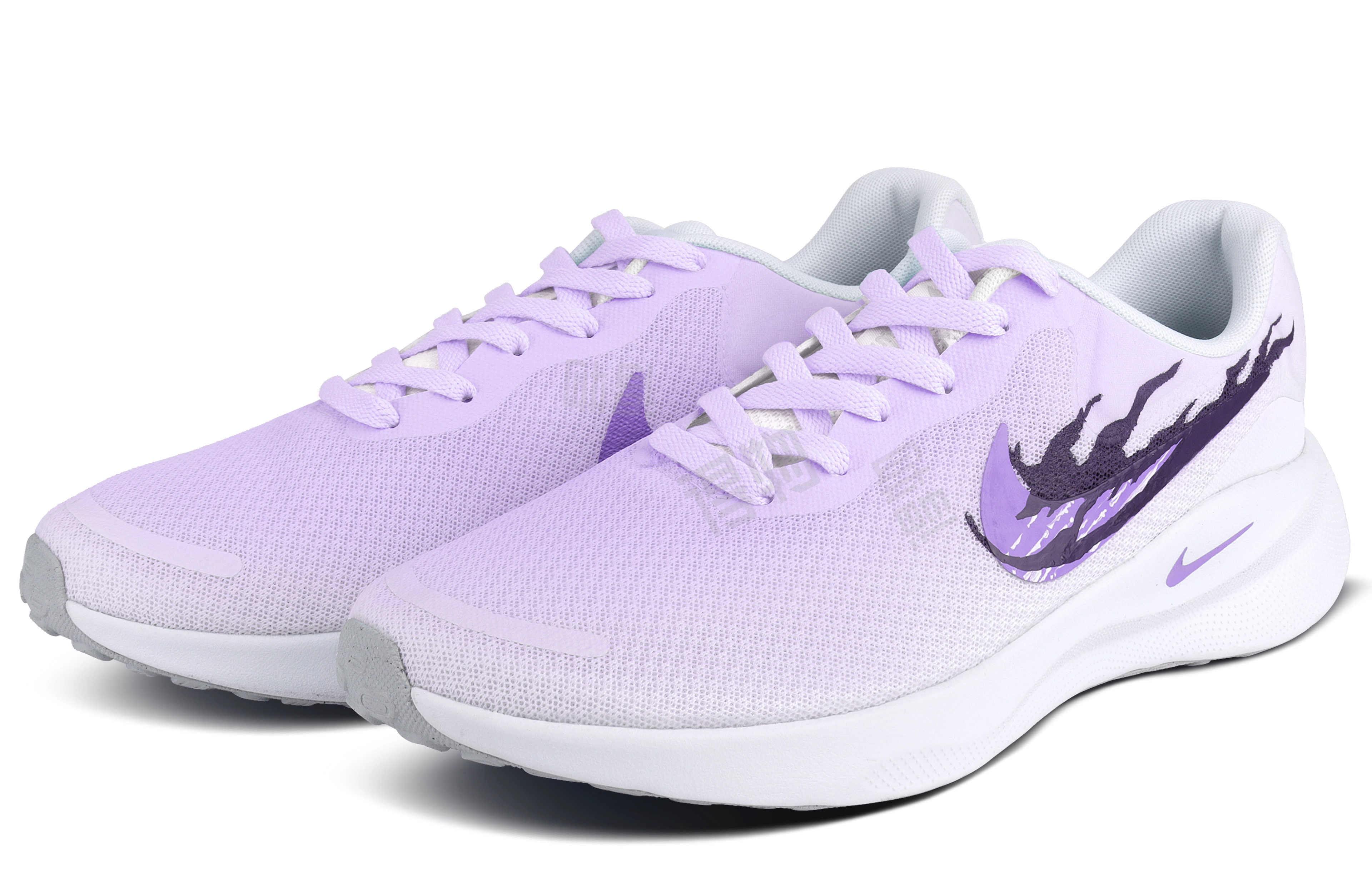 Nike REVOLUTION 7