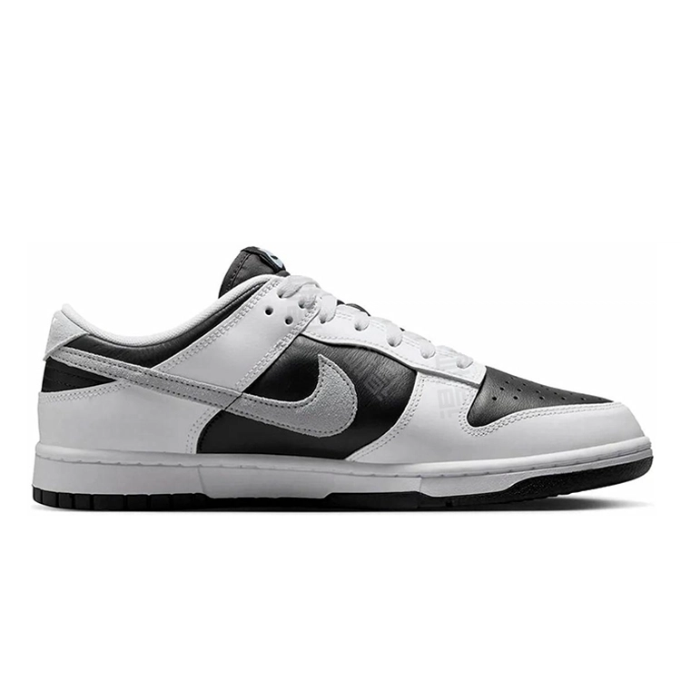 Nike Dunk Reverse Panda 2.0