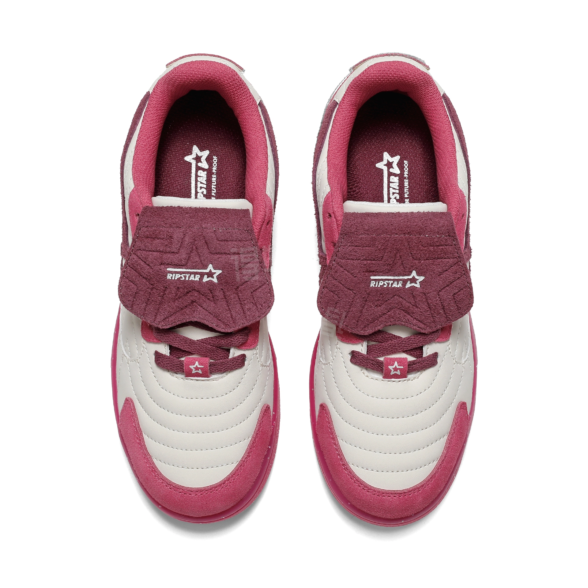RIPSTAR SOCCER Trainer Strawberry Bear
