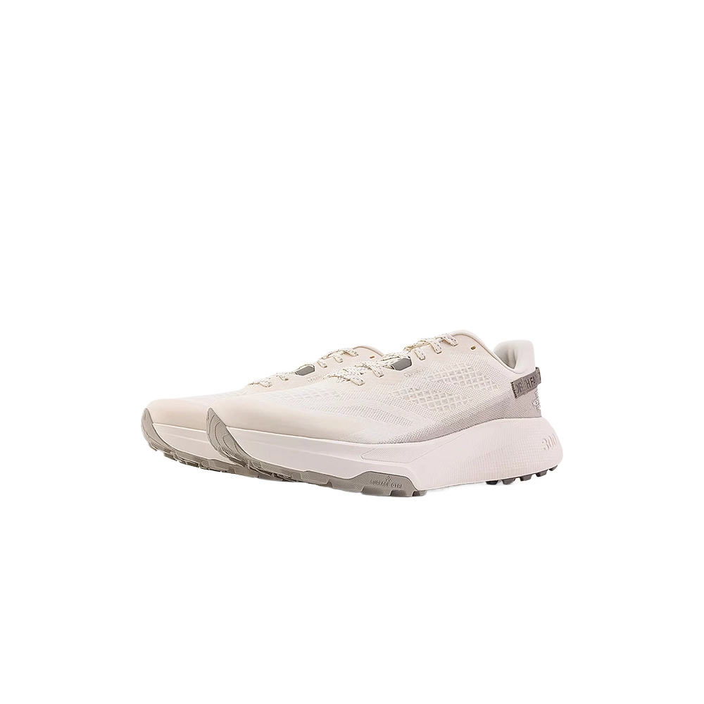 THE NORTH FACE Altamesa 300