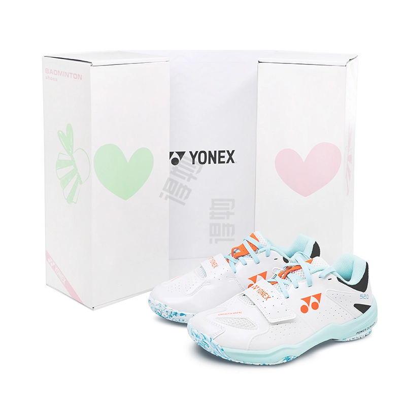 YONEX