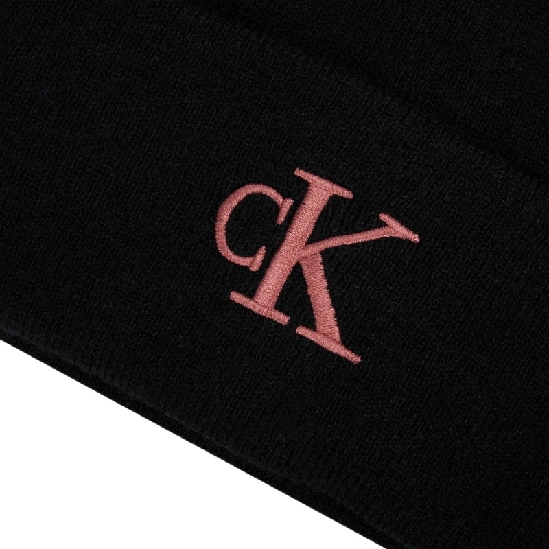 CALVIN KLEIN