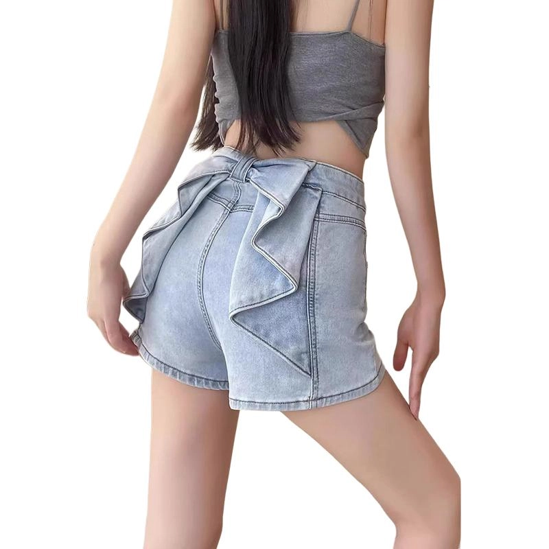 MUCCHIC A