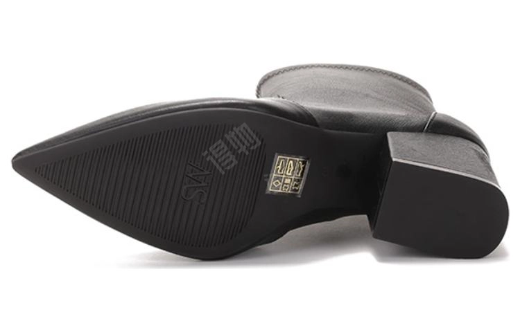 Stuart Weitzman