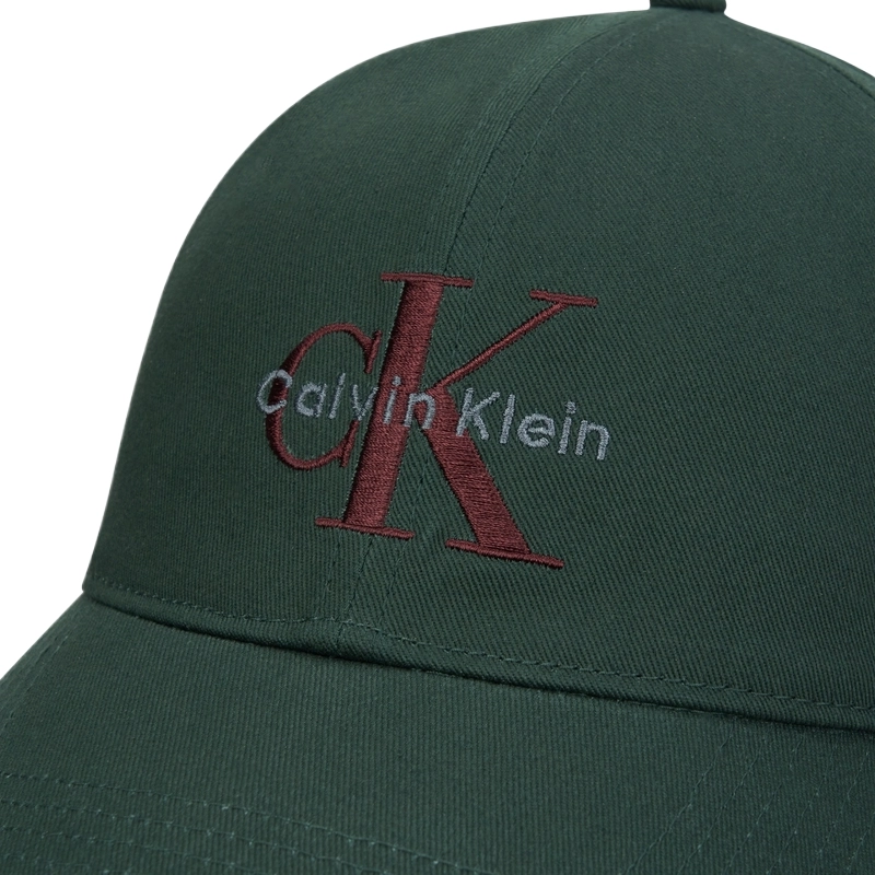 CALVIN KLEIN
