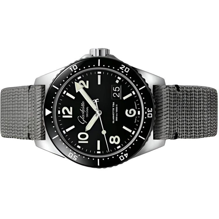 GLASHUTTE ORIGINAL SPEZIALIST 300 43.2mm 1-36-13-01-80-34