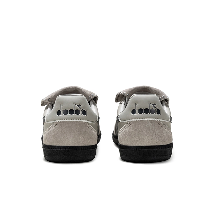 diadora Saunter FC