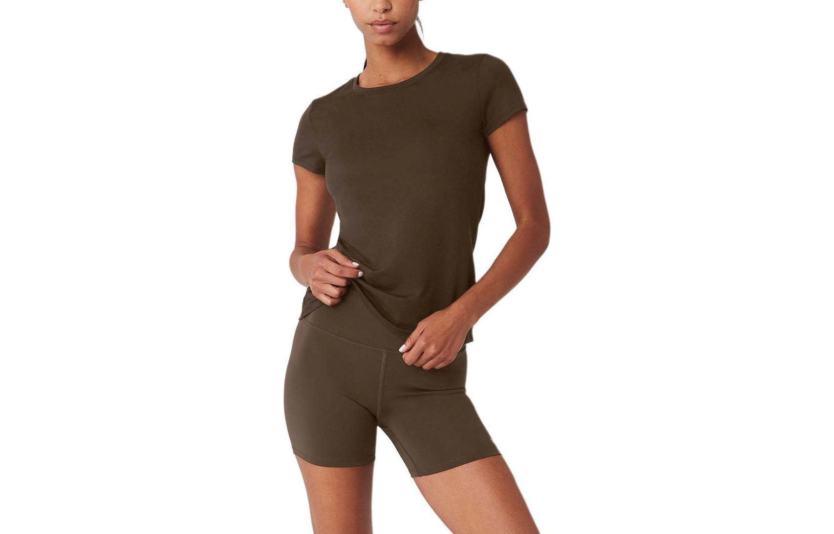 alo yoga T