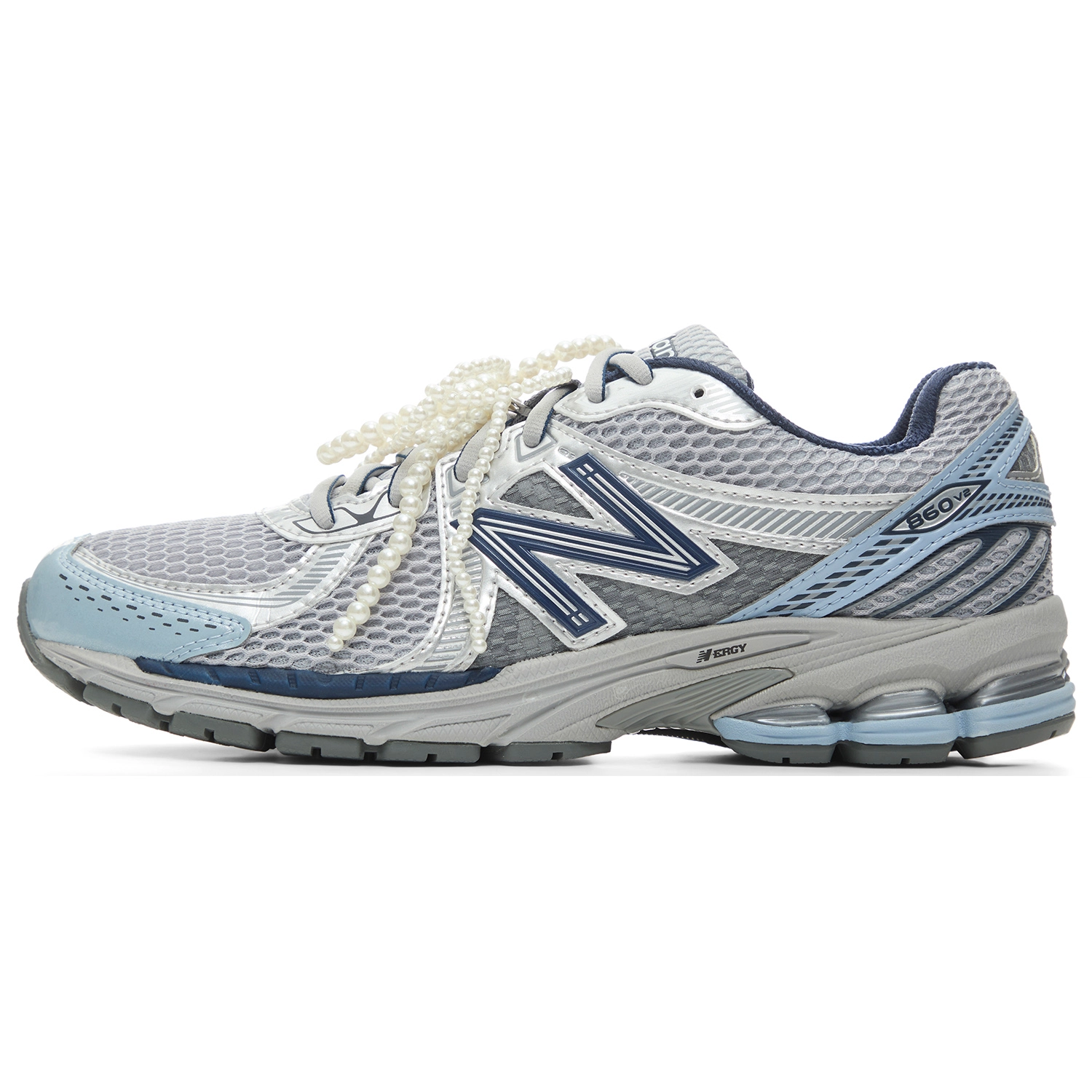 New Balance NB 860 v2