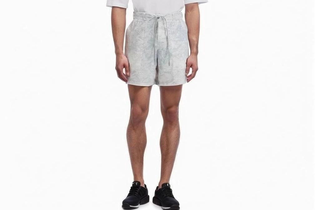lululemon License to Train 7"