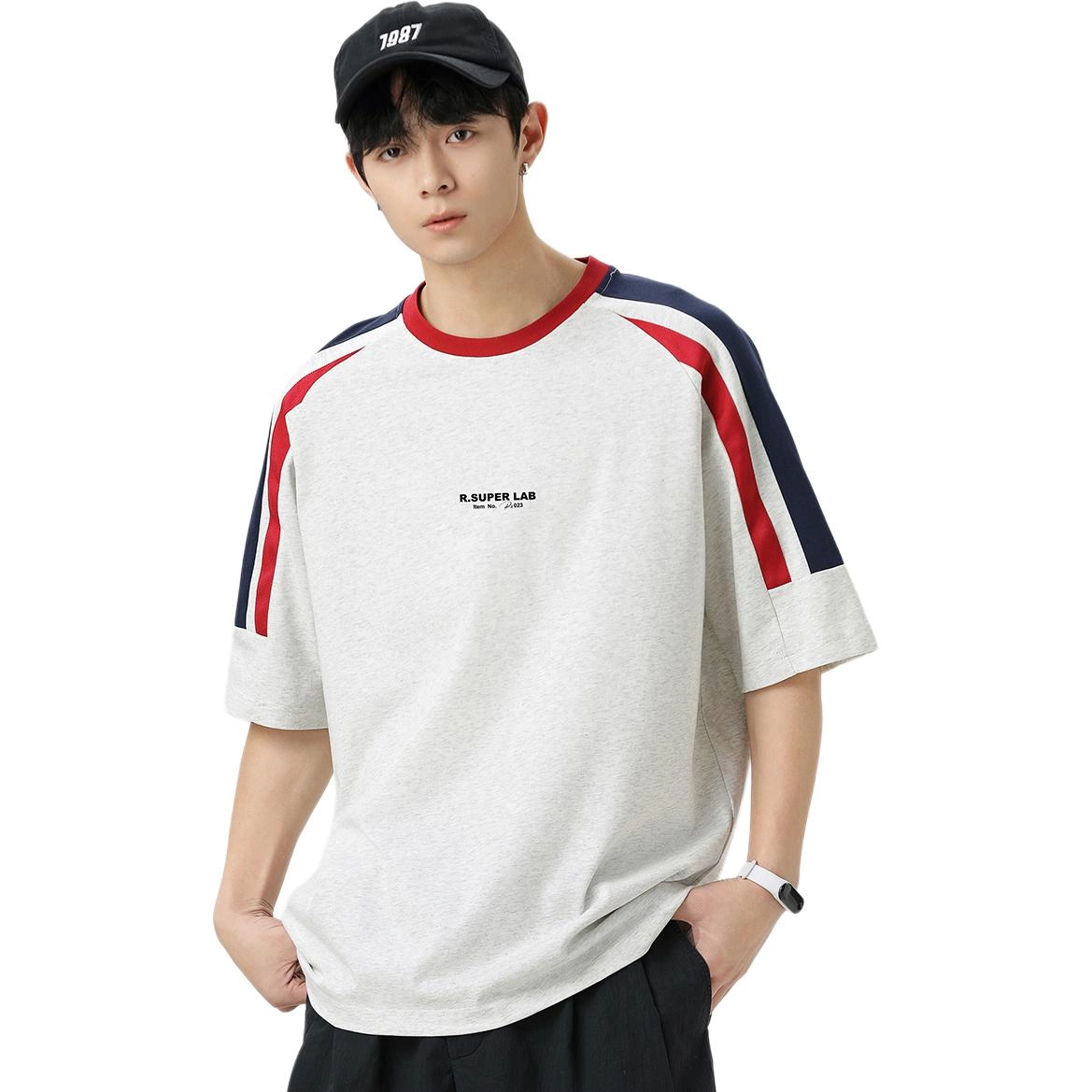 R.super T