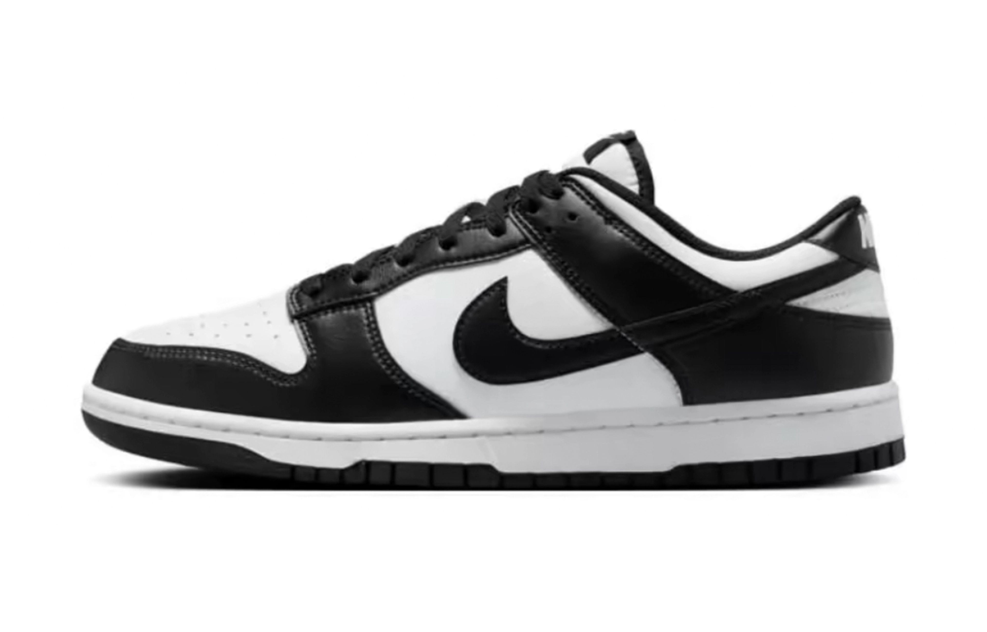 Nike Dunk LOW RETRO Panda White Black