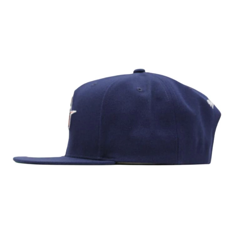 Mitchell Ness -
