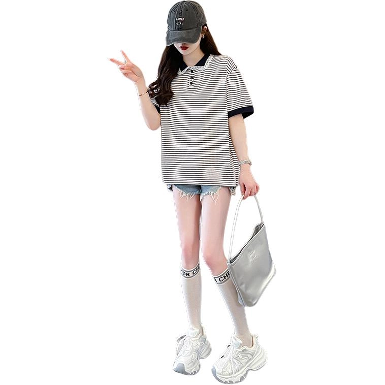 LAKESI T