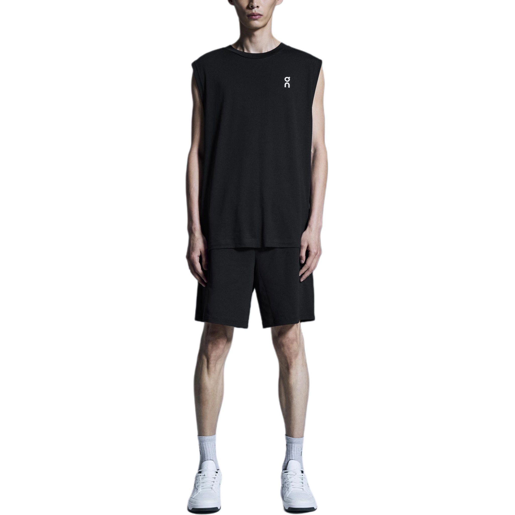 On Courtside Shorts LOGO