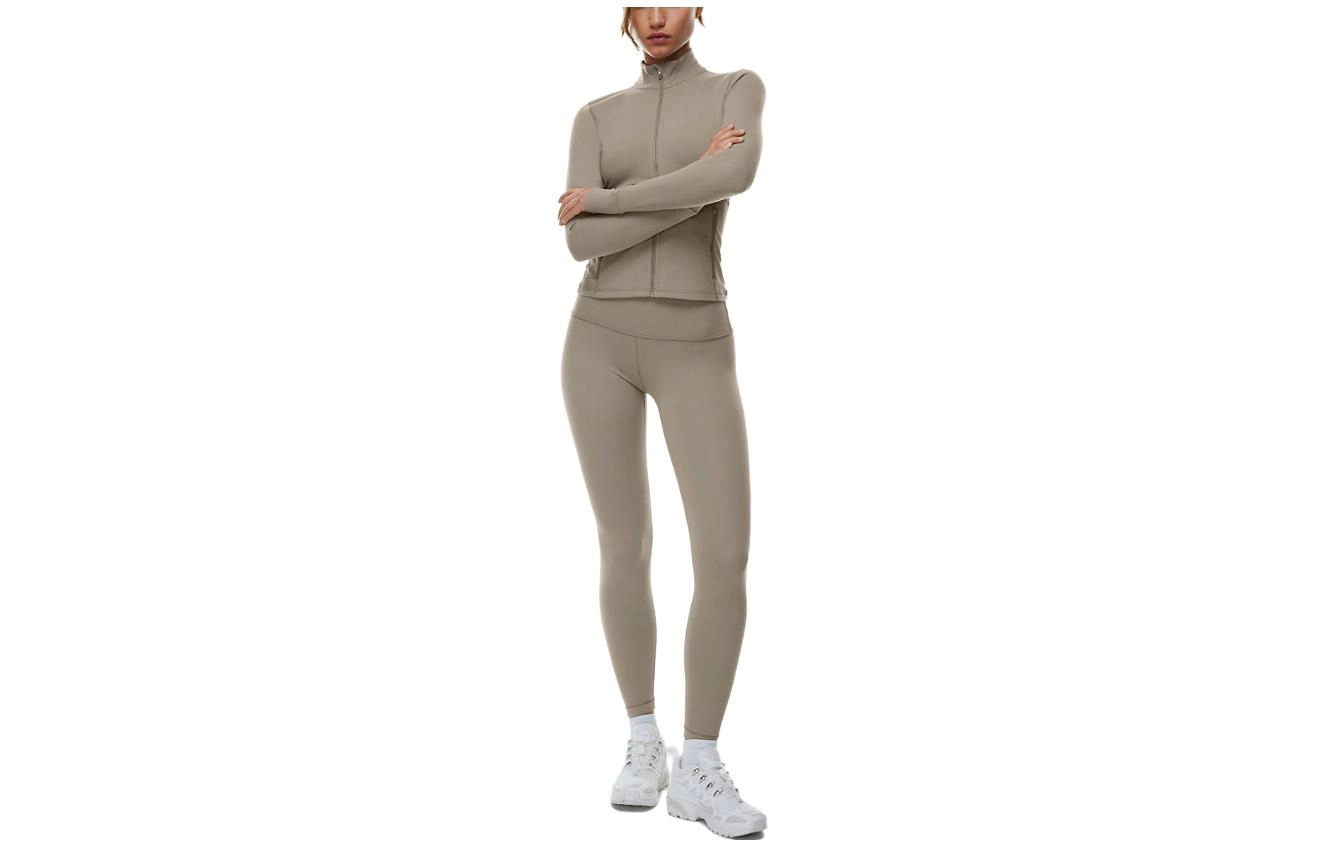 ARITZIA TnAction Cheeky Hi-Rise Hiking Legging