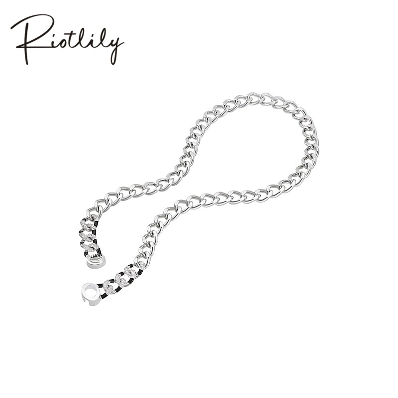 RiotLILY ROCK