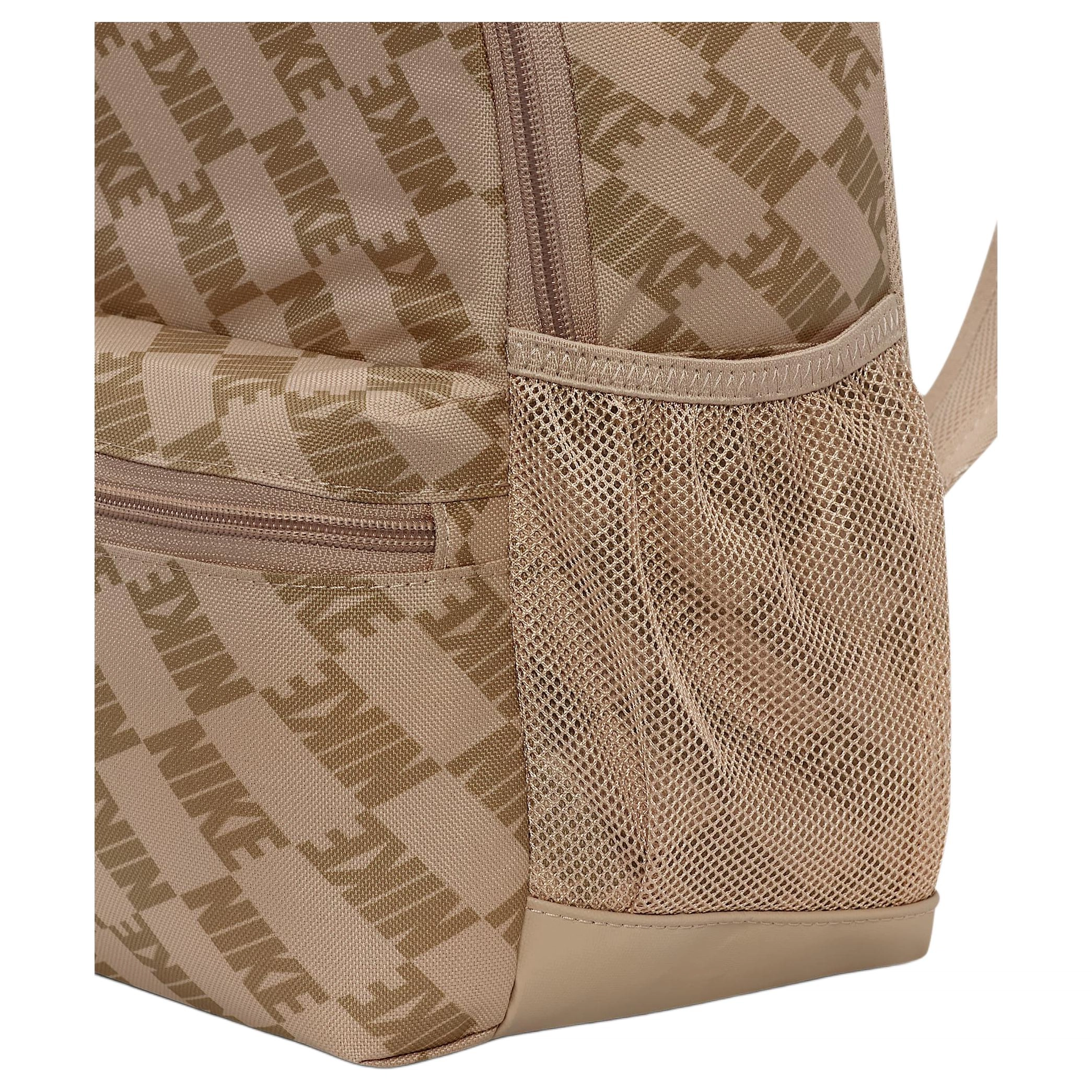 Nike Brasilia 11L