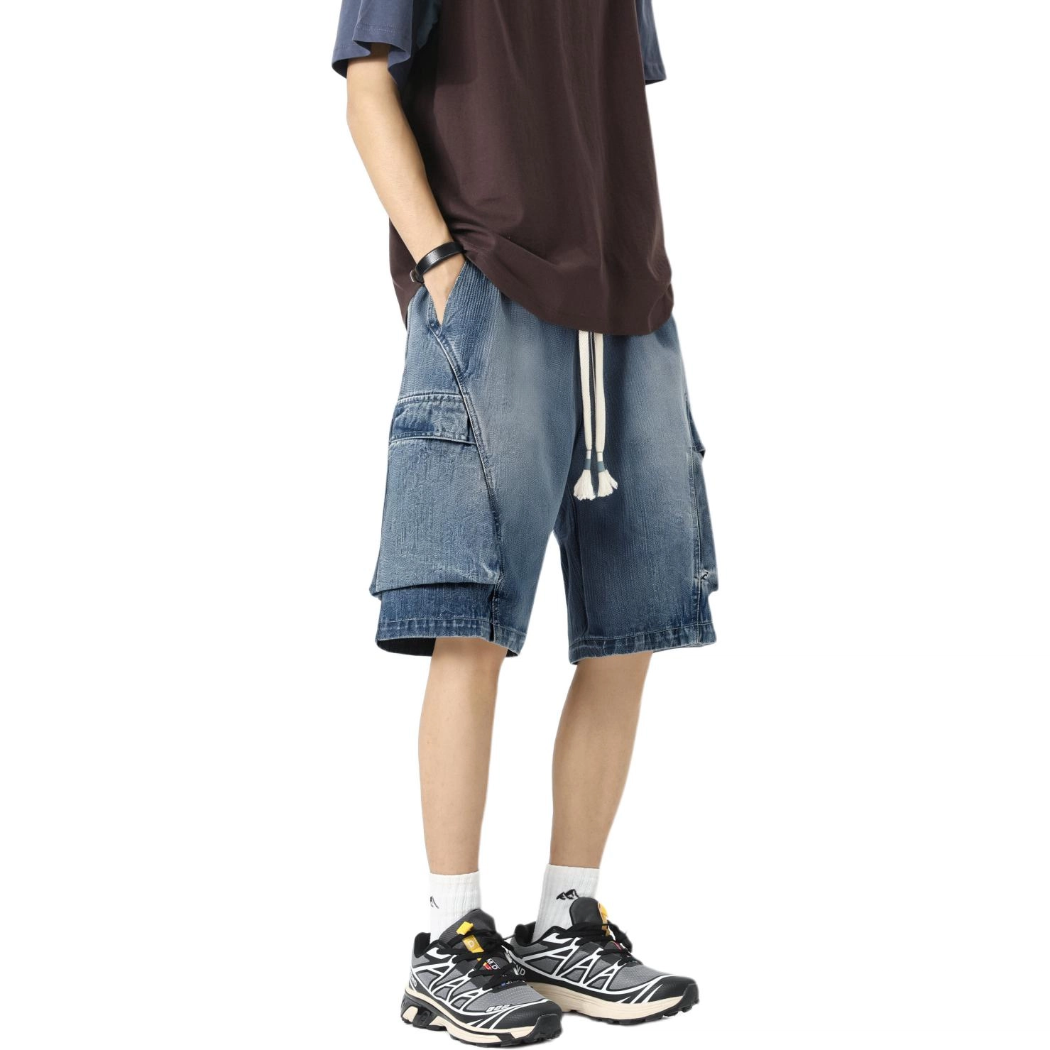 AWAO
