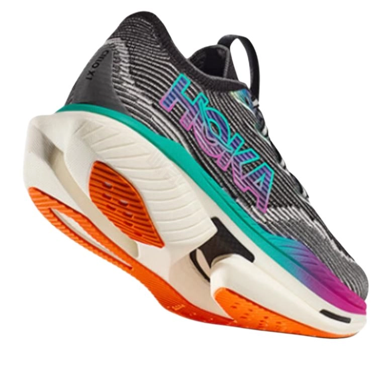 HOKA ONE ONE CIELO X1