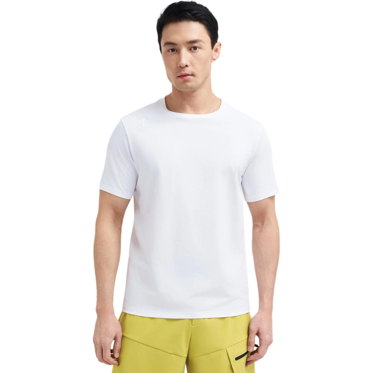 DESCENTE ESSENTIAL Logo