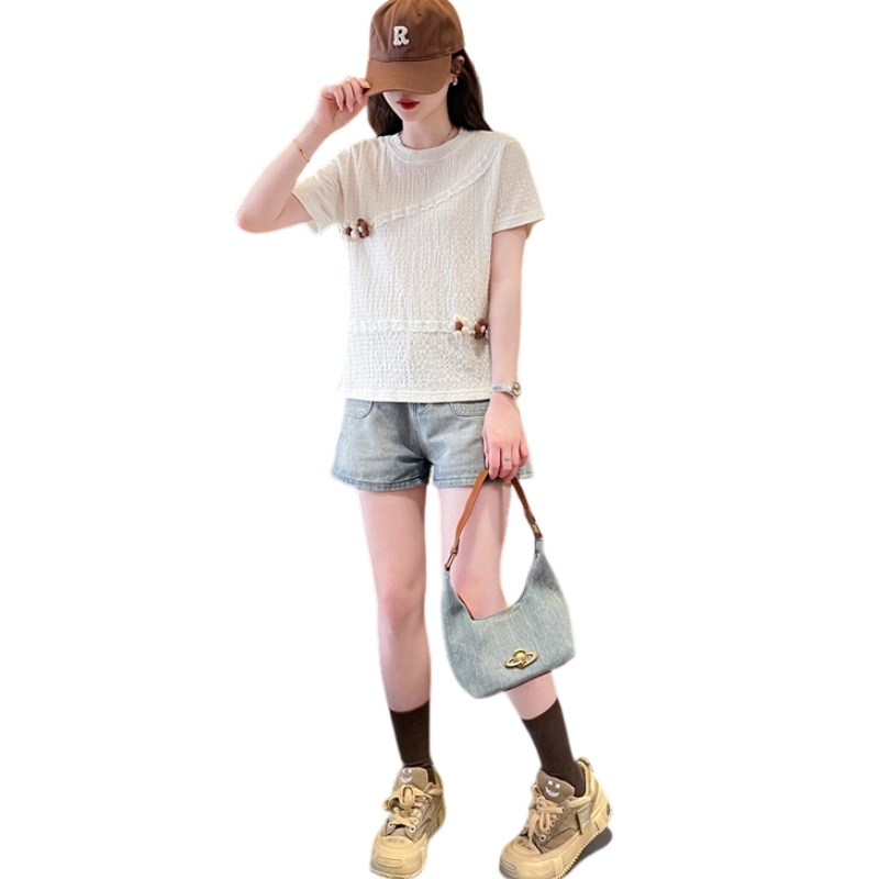 YICHEN t T