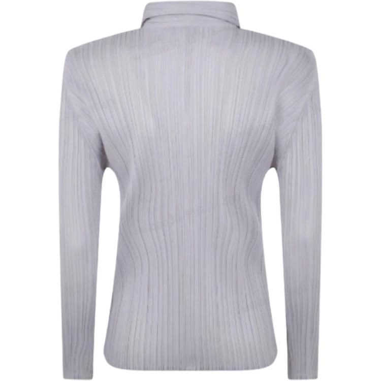 PLEATS PLEASE ISSEY MIYAKE