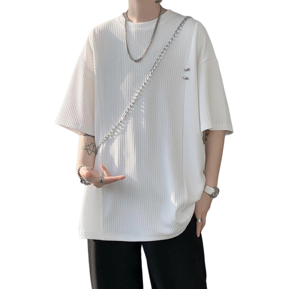 AWAO T