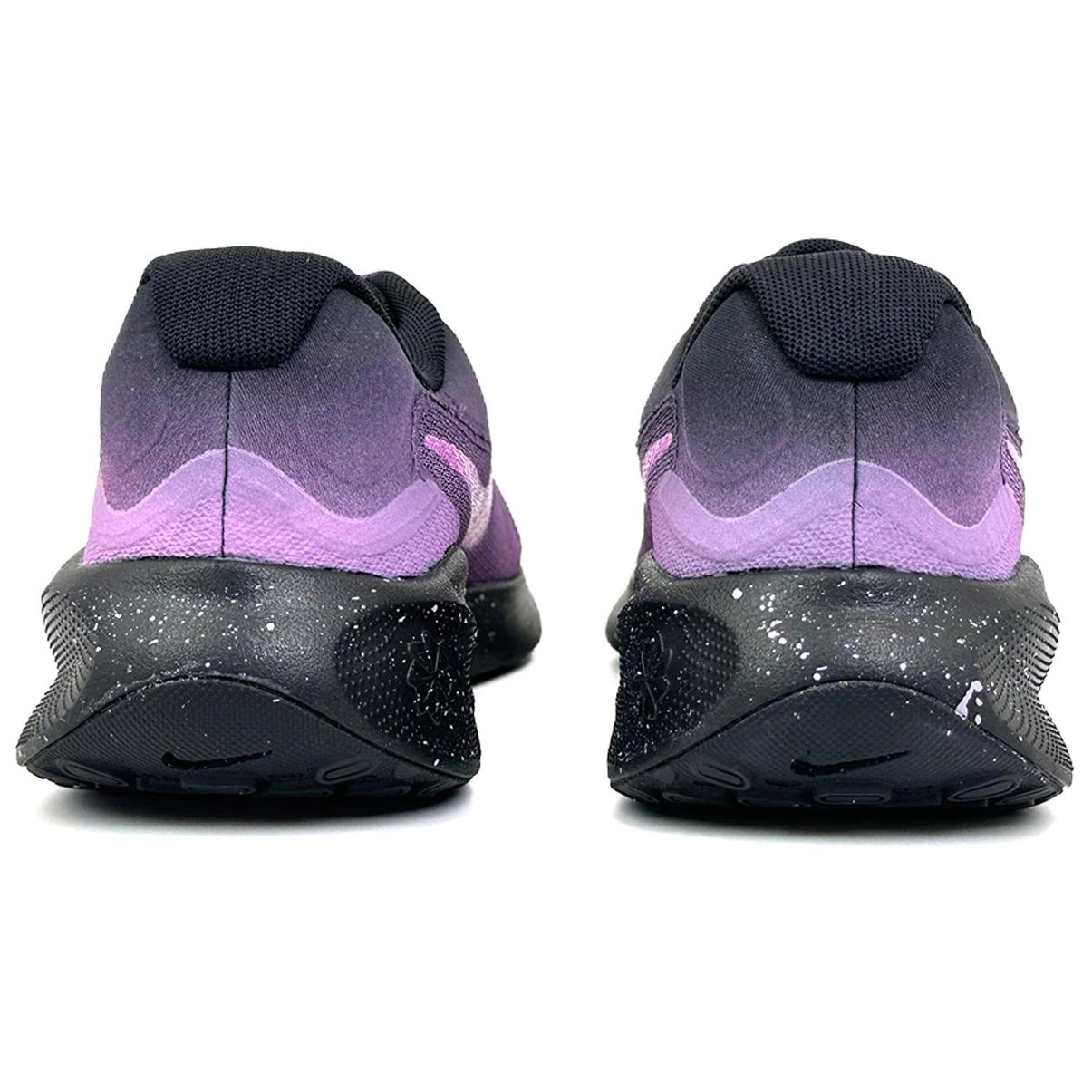 Nike REVOLUTION 7