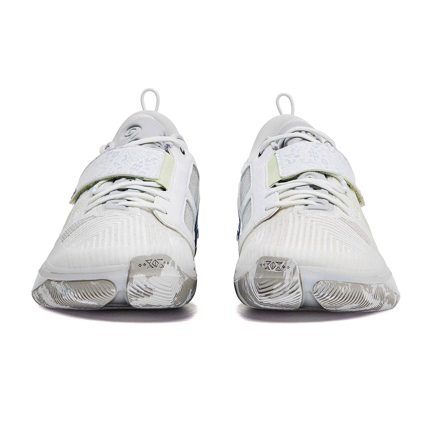 LiNing 808 4 Ultra