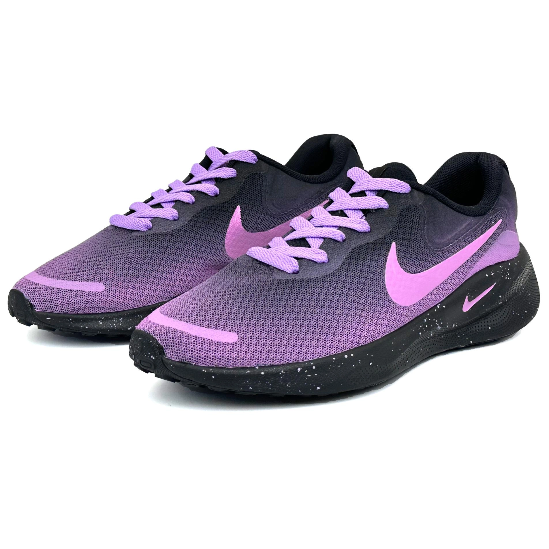 Nike REVOLUTION 7