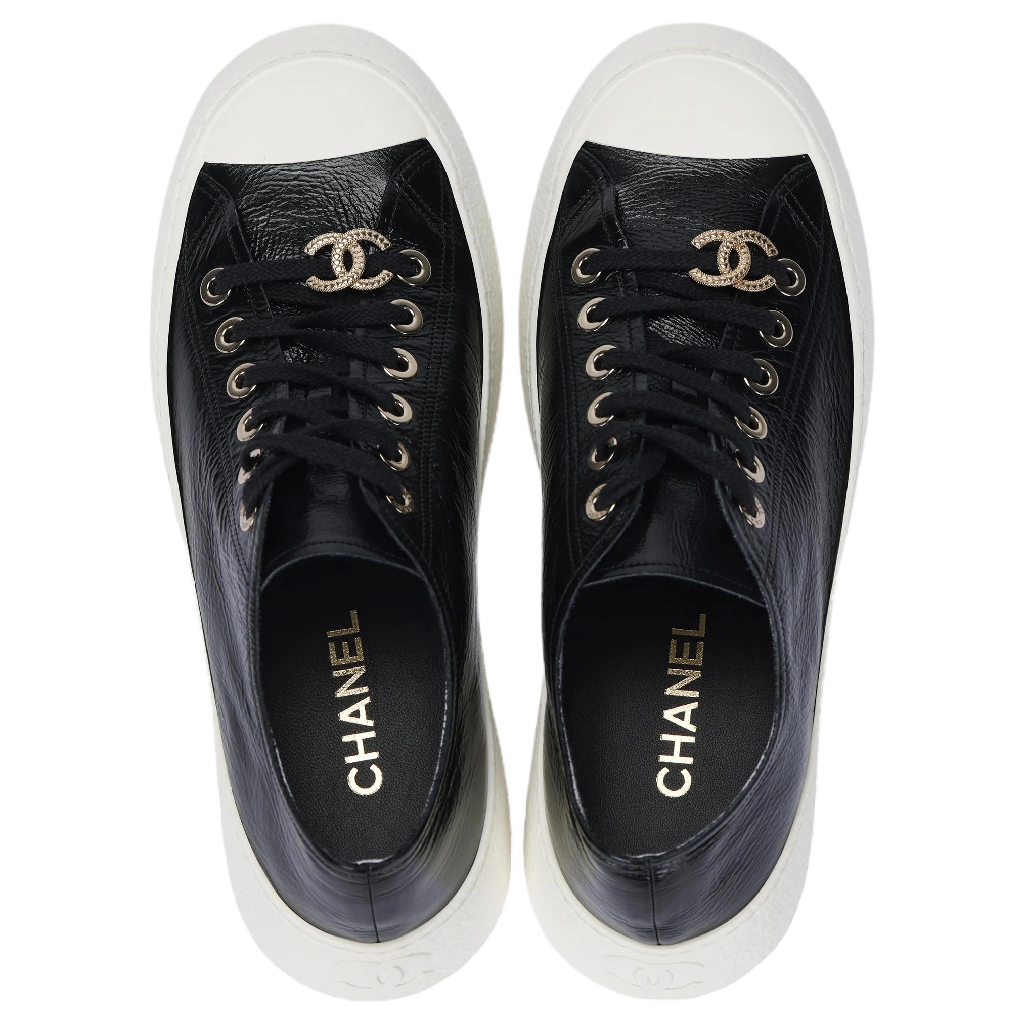 CHANEL 24P