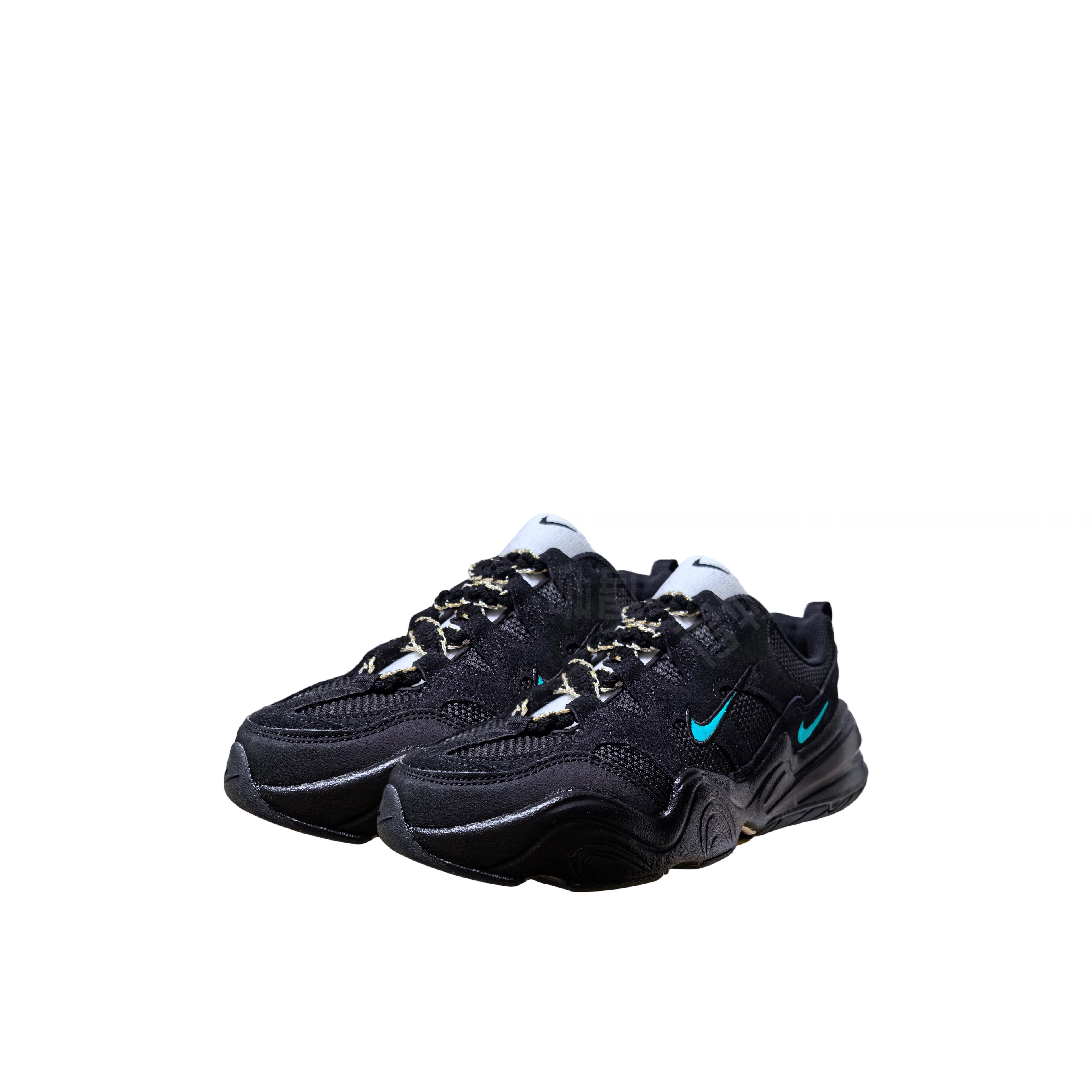 Nike Tech Hera