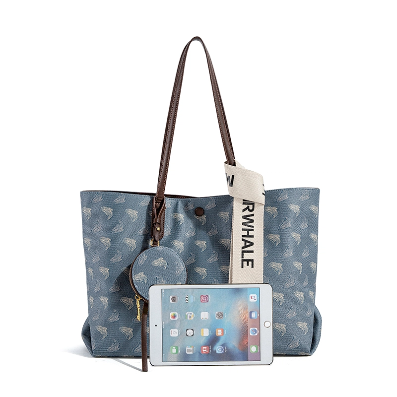 FAIRWHALE Tote