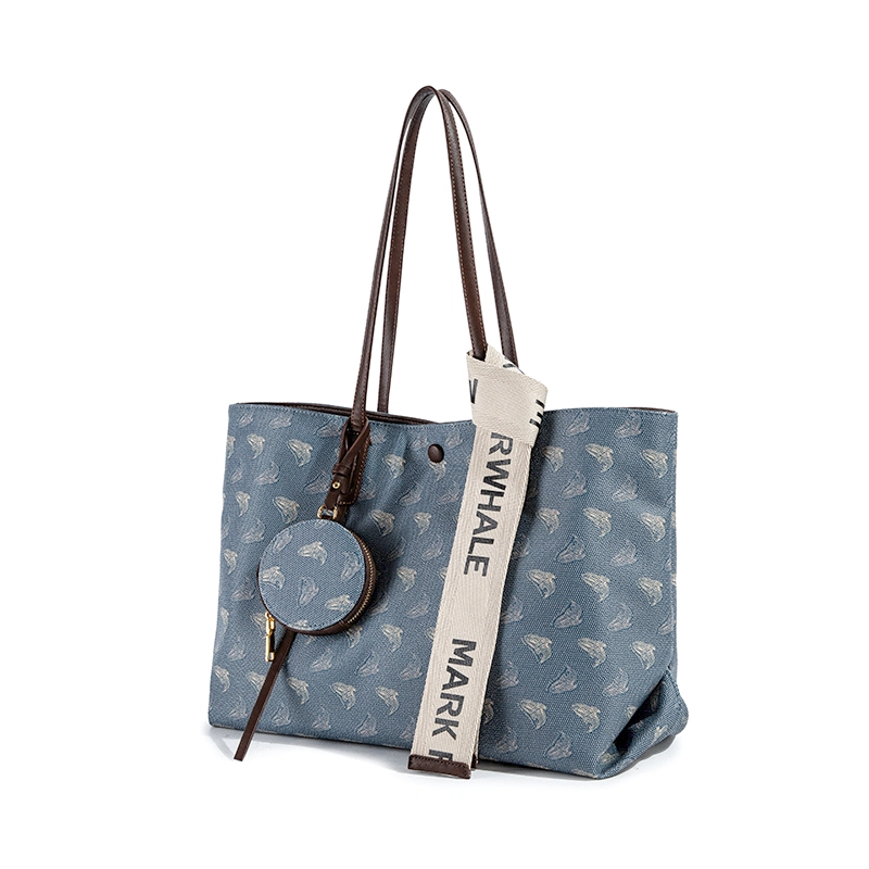 FAIRWHALE Tote