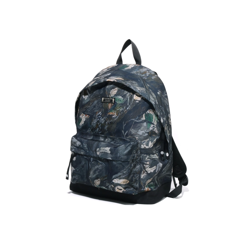 A BATHING APE