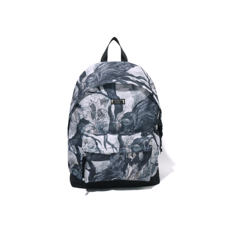 A BATHING APE