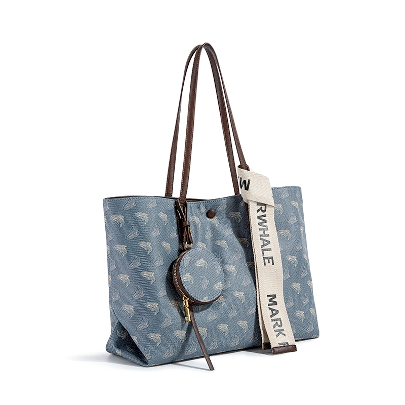 FAIRWHALE Tote