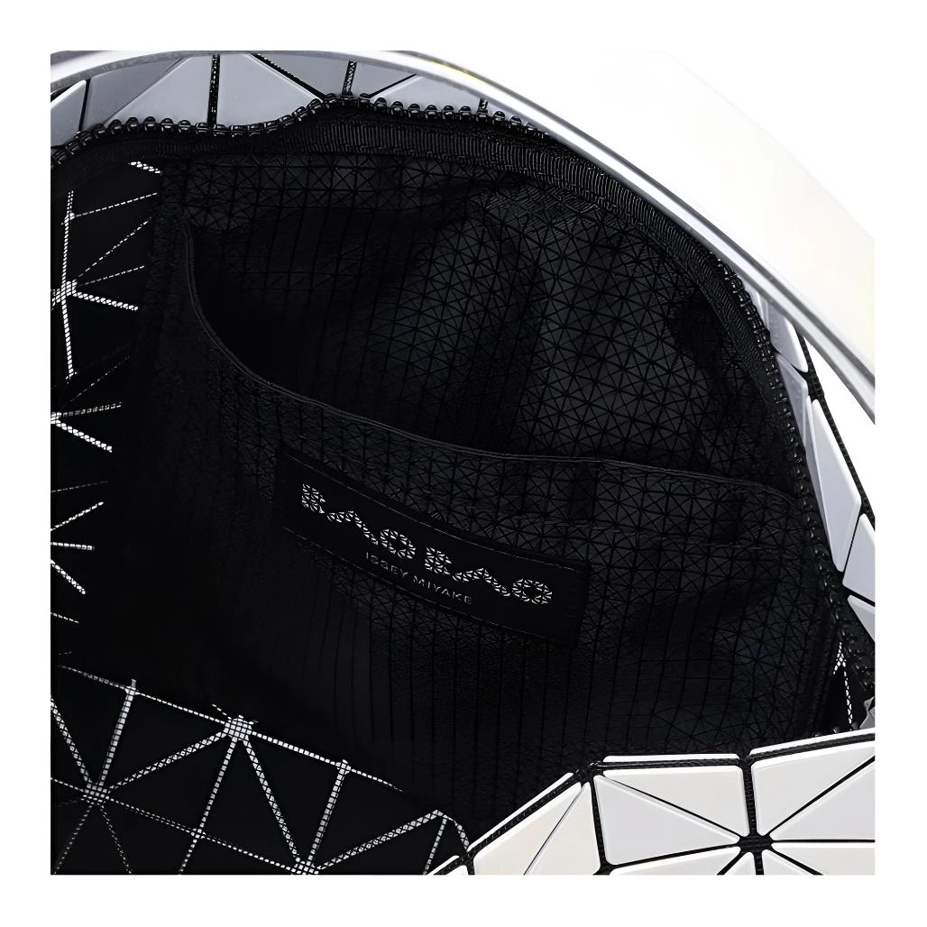 ISSEY MIYAKE Baguette